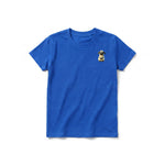 Un T-shirt royal à manches courtes et col rond pour jeune, orné d'un motif représentant un animal de la ferme sur la poitrine gauche.