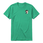 Un T-shirt kelly à manches courtes et col rond, orné d'un motif représentant un animal de la ferme sur la poitrine gauche.