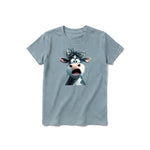 Un T-shirt sauge à manches courtes et col rond pour jeune, orné d'un motif représentant un animal de la ferme sur le devant.