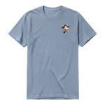 Un T-shirt steel-blue à manches courtes et col rond, orné d'un motif représentant un animal de la ferme sur la poitrine gauche.