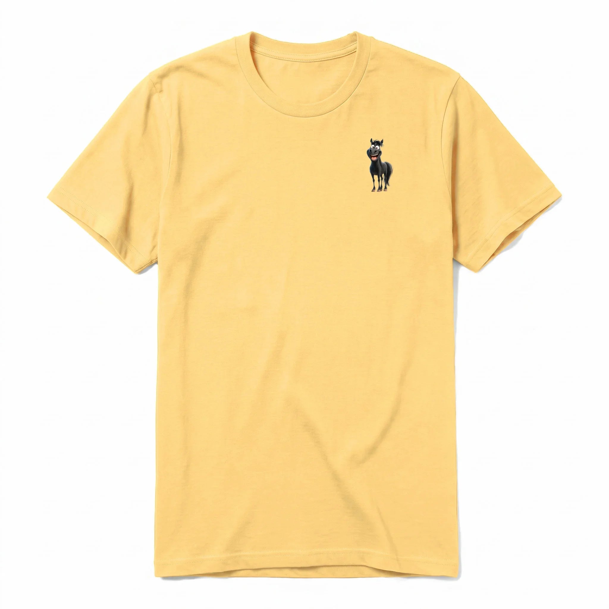 Un T-shirt moutarde à manches courtes et col rond, orné d'un motif représentant un animal de la ferme sur la poitrine gauche.