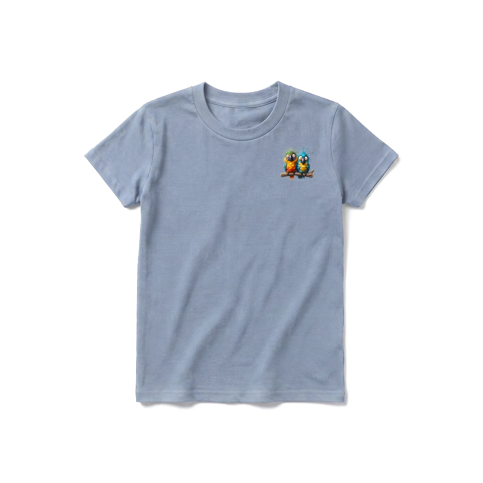 Un T-shirt steel-blue à manches courtes et col rond pour jeune, orné d'un motif représentant un oiseau excentrique sur la poitrine gauche.