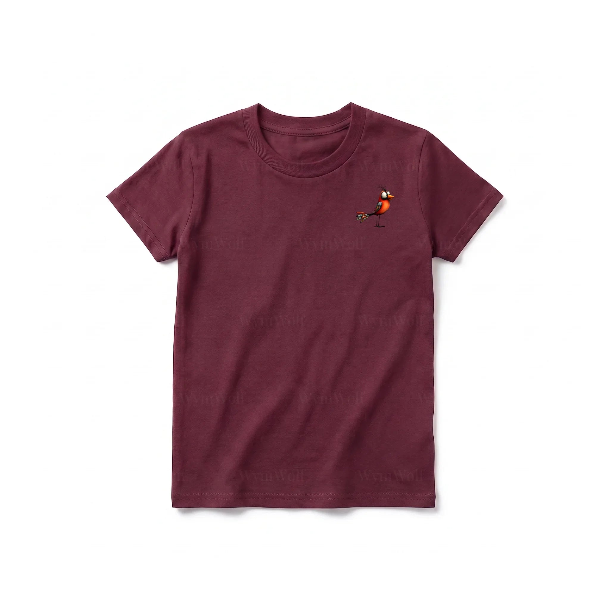 Un T-shirt marron à manches courtes et col rond pour jeune, orné d'un motif représentant un oiseau excentrique sur la poitrine gauche.
