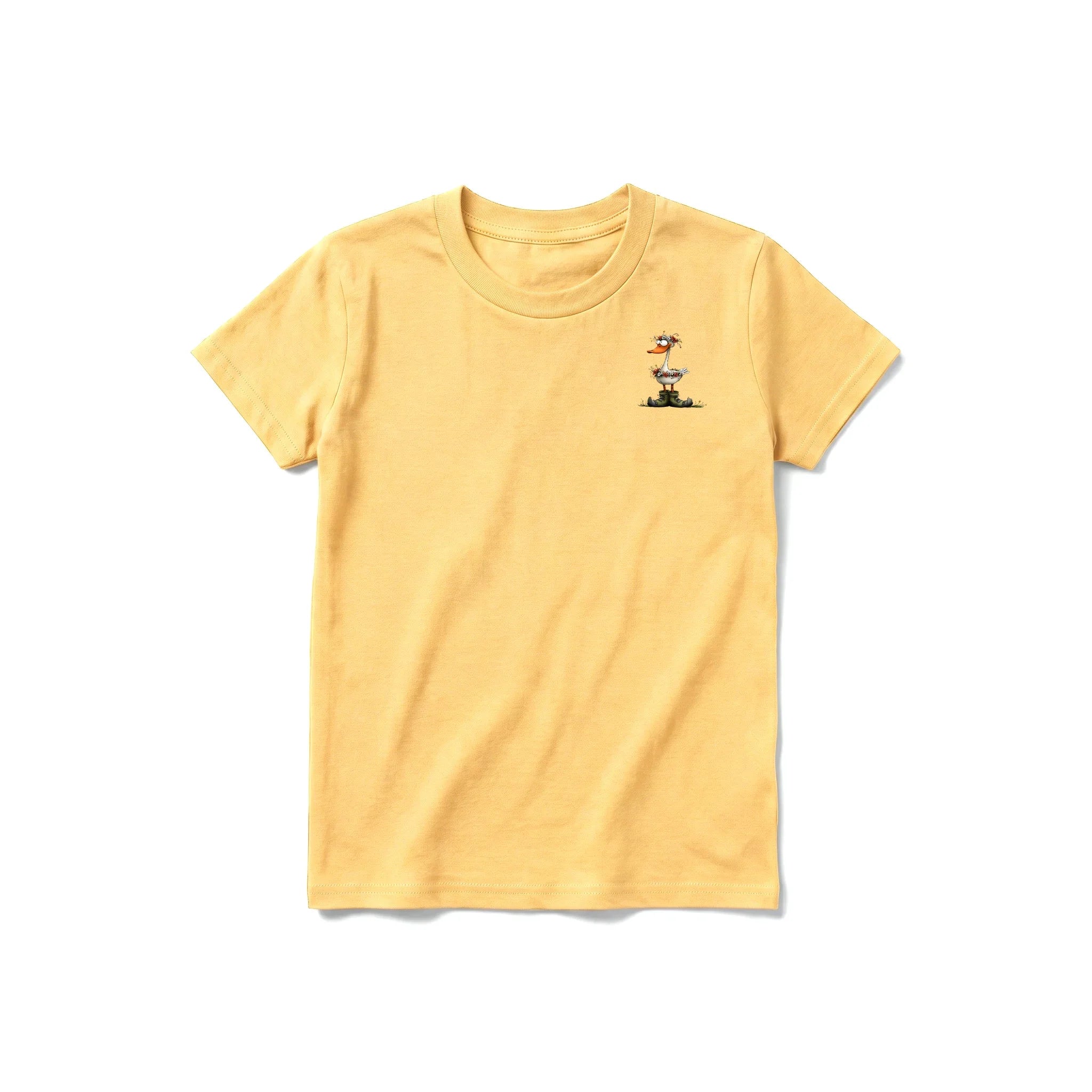 Un T-shirt moutarde à manches courtes et col rond pour jeune, orné d'un motif représentant un oiseau excentrique sur la poitrine gauche.