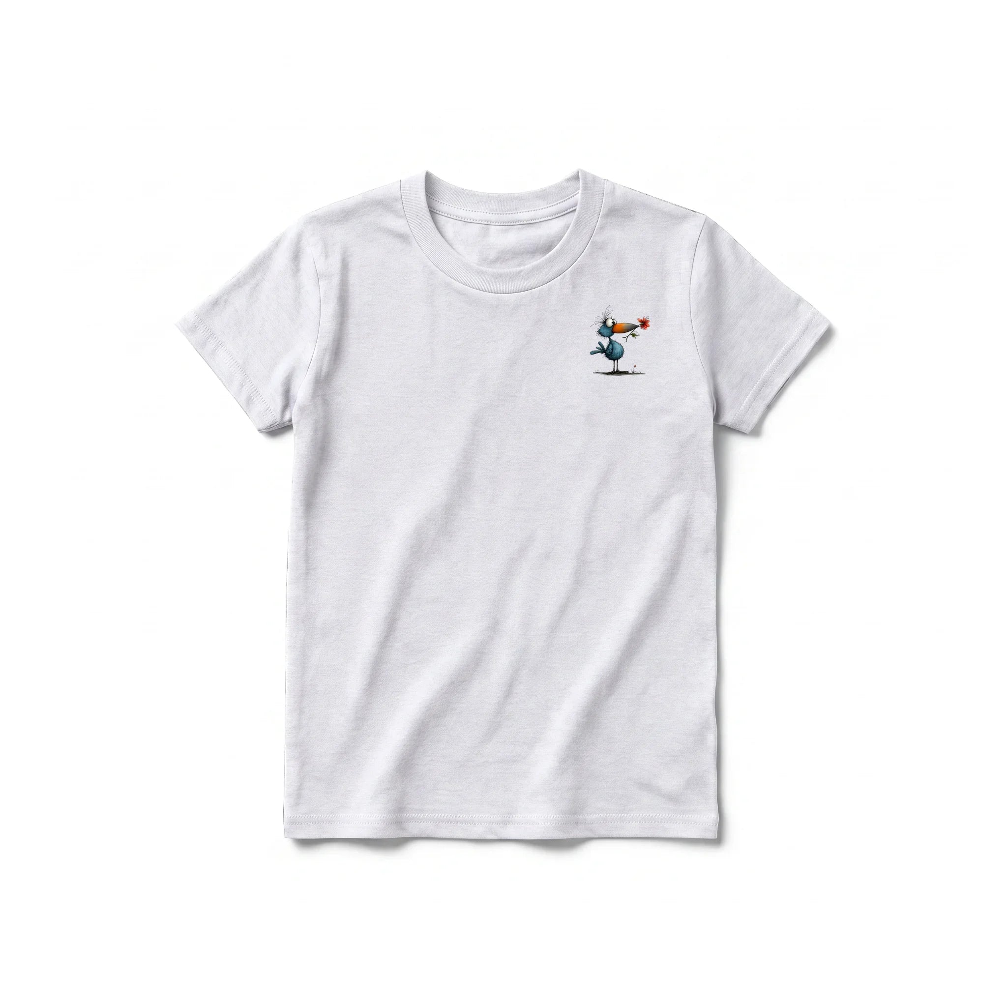Un T-shirt gris cendré à manches courtes et col rond pour jeune, orné d'un motif représentant un oiseau excentrique sur la poitrine gauche.
