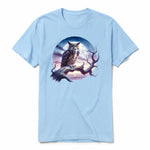 Un T-shirt poudre à manches courtes et col rond, orné d'un motif représentant un animal de la faune sur le devant.