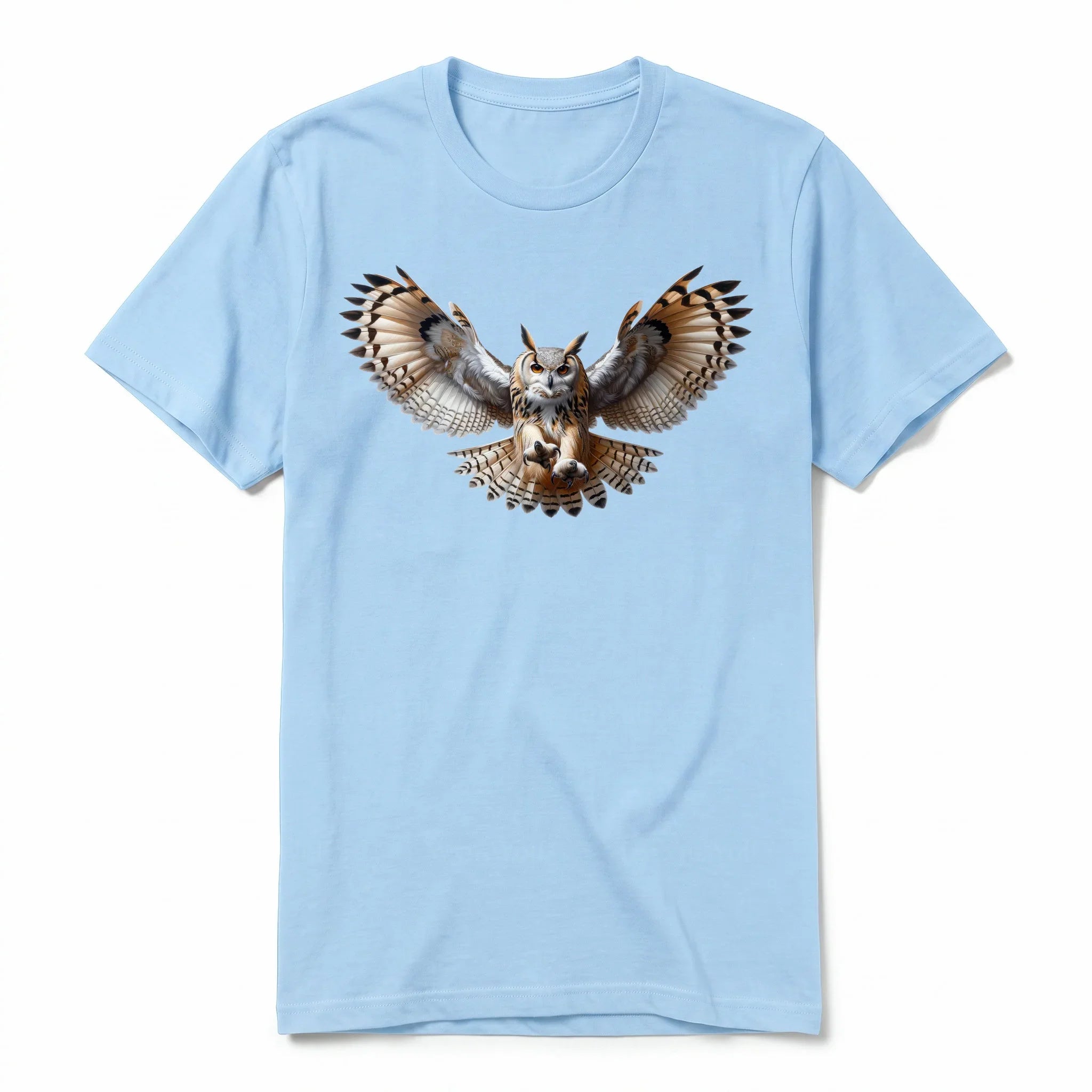 Un T-shirt poudre à manches courtes et col rond, orné d'un motif représentant un animal de la faune sur le devant.