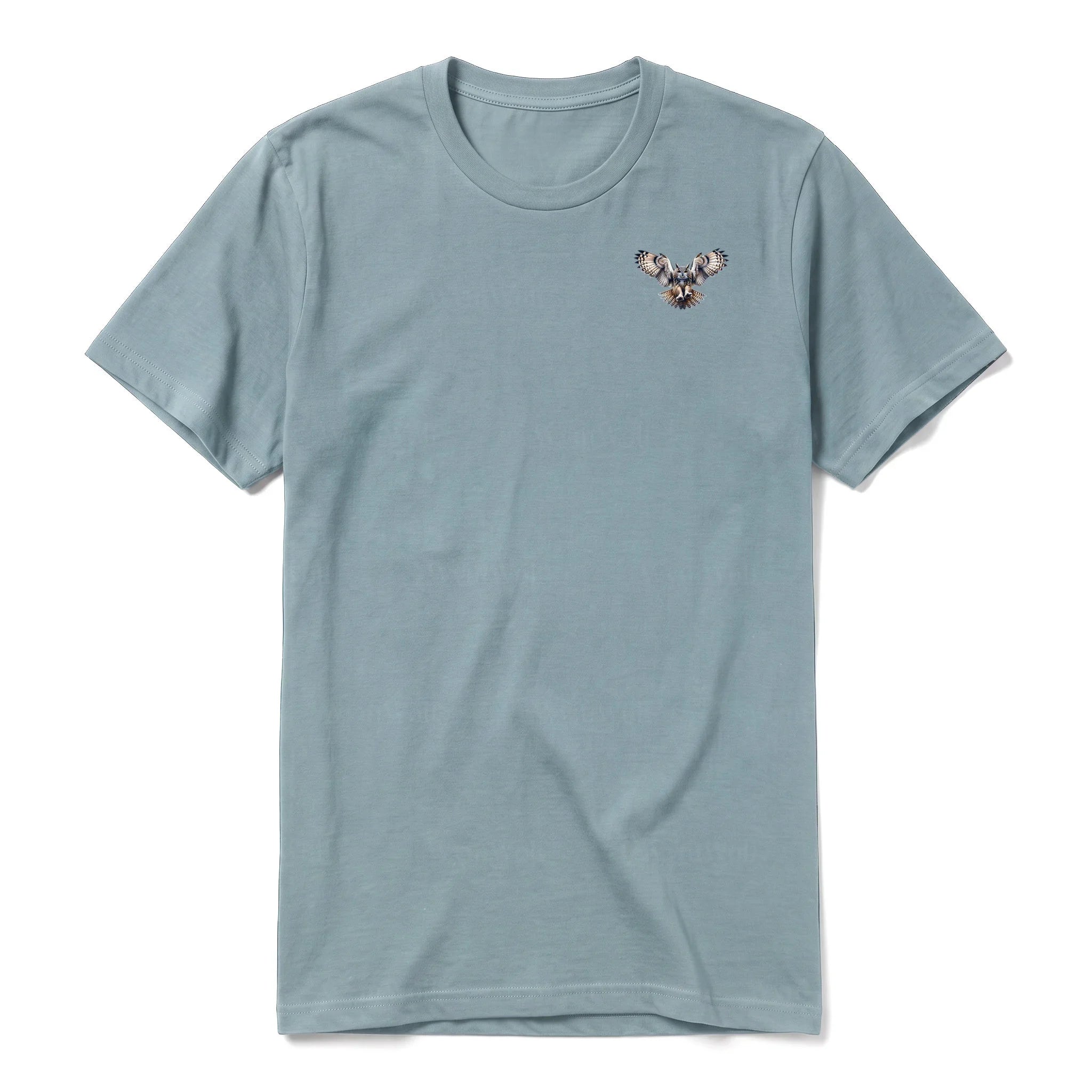 Un T-shirt sauge à manches courtes et col rond, orné d'un motif représentant un animal de la faune sur la poitrine gauche.