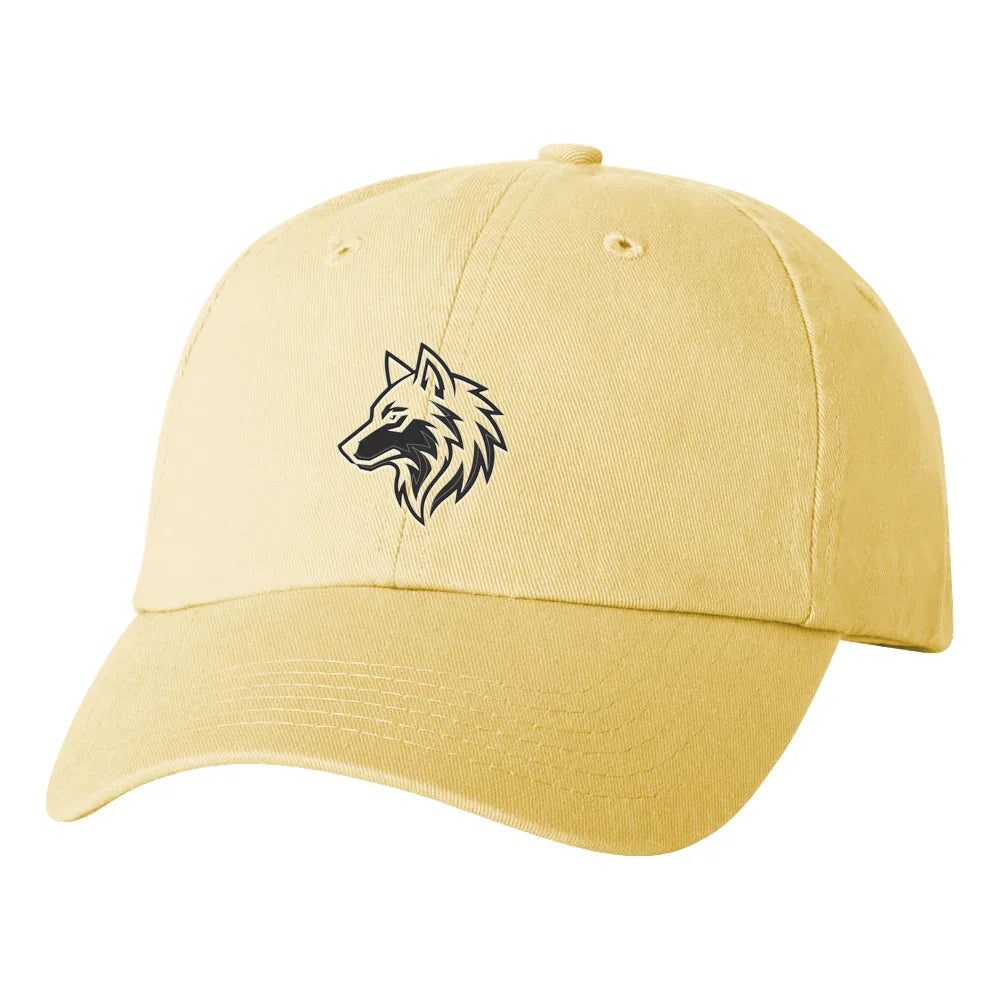 Une casquette beurre arborant notre logo