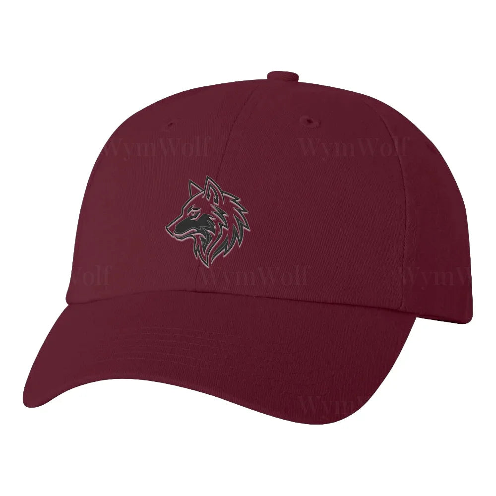 Une casquette dadhat bordeaux DadHat cap featuring our printed logo design